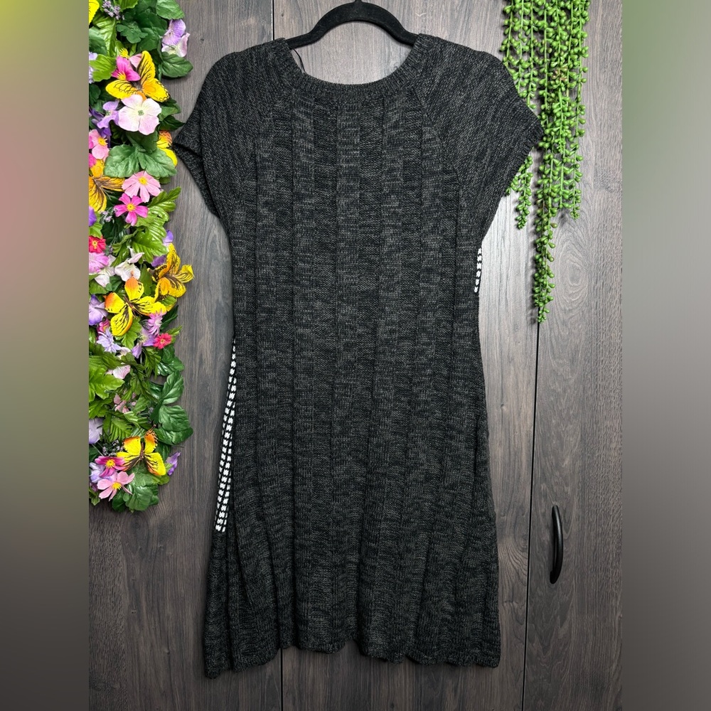 **🌼3/$30🌼Style & Co Short Sleeve Colorblock Woven Sweater Dress Size Medium - Picture 11 of 16
